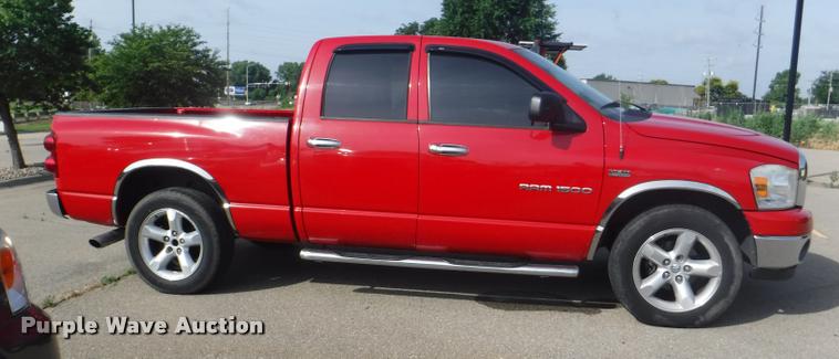 image for item K5962 2007 Dodge Ram 1500 Quad Cab pickup truck