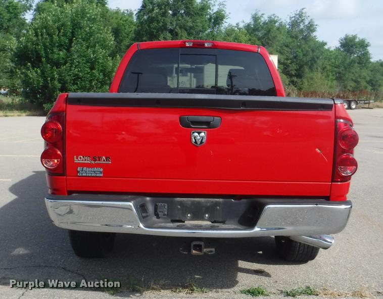 image for item K5962 2007 Dodge Ram 1500 Quad Cab pickup truck