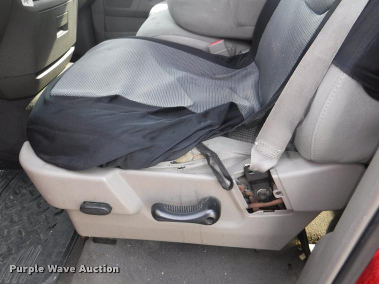 image for item K5962 2007 Dodge Ram 1500 Quad Cab pickup truck