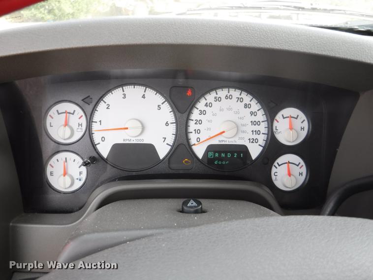 image for item K5962 2007 Dodge Ram 1500 Quad Cab pickup truck