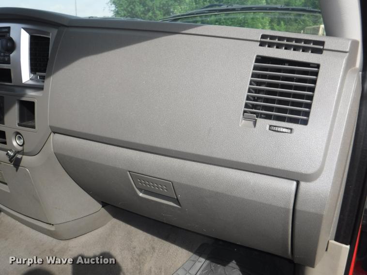 image for item K5962 2007 Dodge Ram 1500 Quad Cab pickup truck