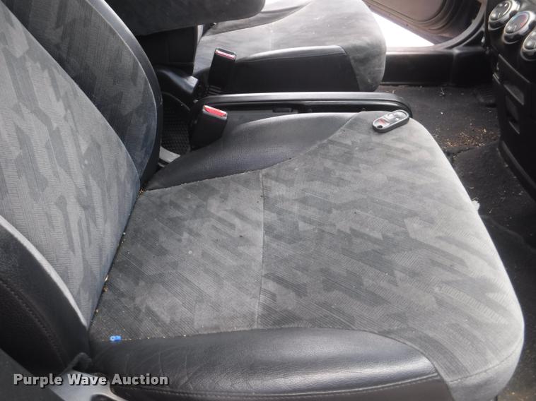 image for item K5963 2003 Honda CR-V SUV