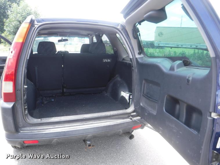 image for item K5963 2003 Honda CR-V SUV
