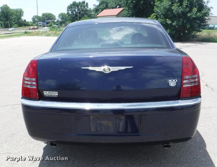 image for item K5964 2006 Chrysler 300M