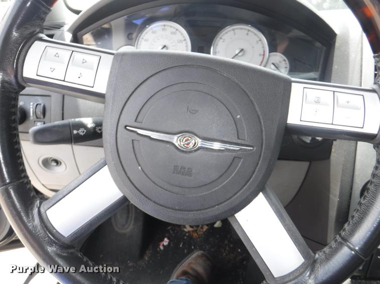 image for item K5964 2006 Chrysler 300M