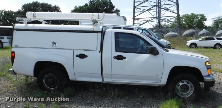 image for item K5972 2008 GMC Canyon pickup truck