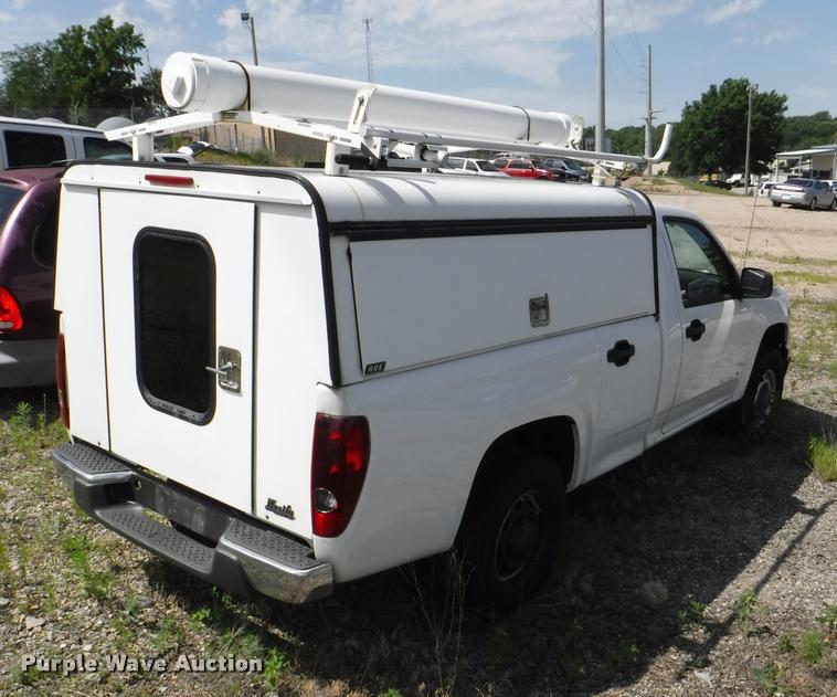 image for item K5972 2008 GMC Canyon pickup truck