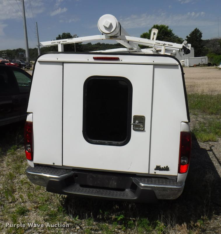 image for item K5972 2008 GMC Canyon pickup truck