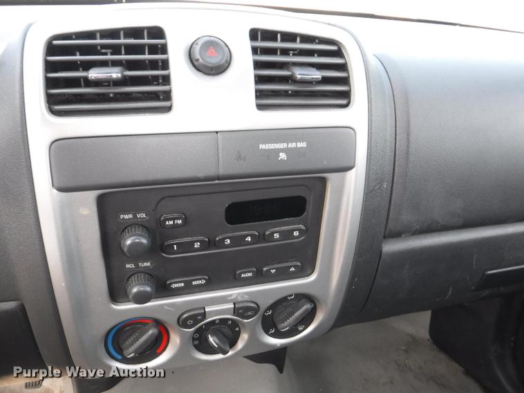 image for item K5972 2008 GMC Canyon pickup truck