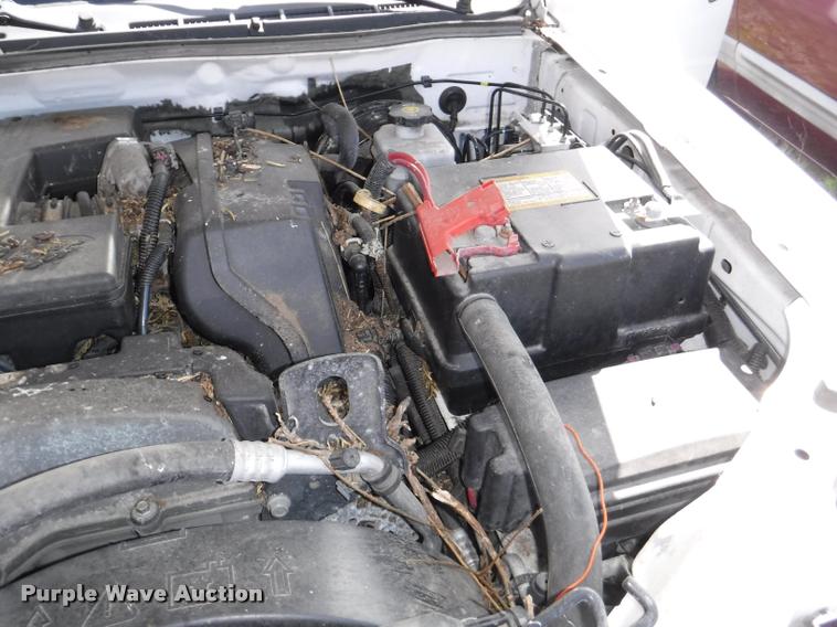 image for item K5972 2008 GMC Canyon pickup truck