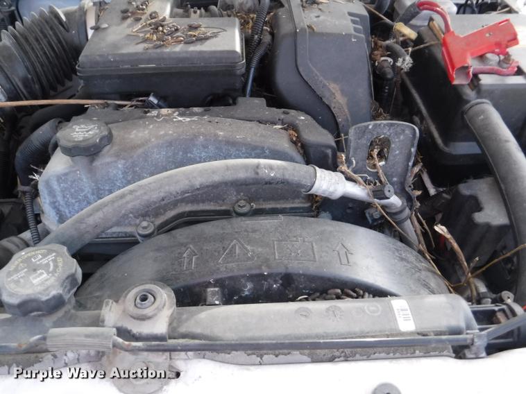 image for item K5972 2008 GMC Canyon pickup truck