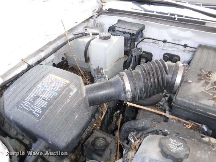 image for item K5972 2008 GMC Canyon pickup truck