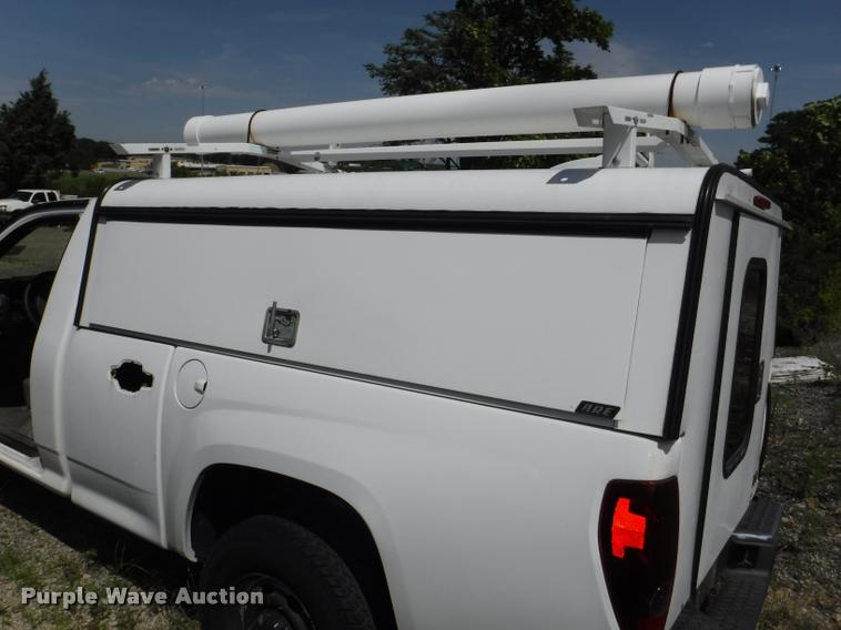 image for item K5972 2008 GMC Canyon pickup truck