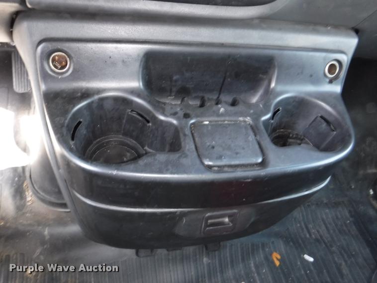 image for item K5974 2002 Chevrolet Express 3500 Cargo box truck