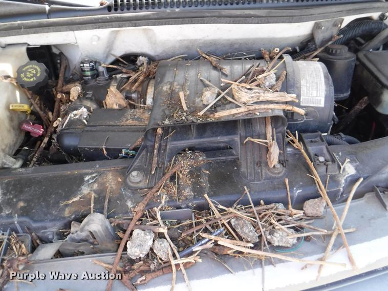 image for item K5974 2002 Chevrolet Express 3500 Cargo box truck