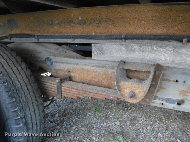 image for item K5974 2002 Chevrolet Express 3500 Cargo box truck