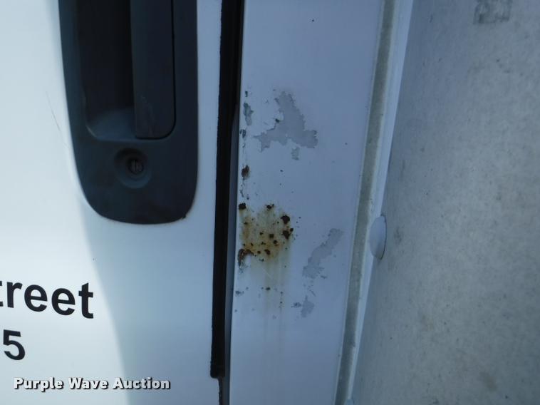 image for item K5974 2002 Chevrolet Express 3500 Cargo box truck