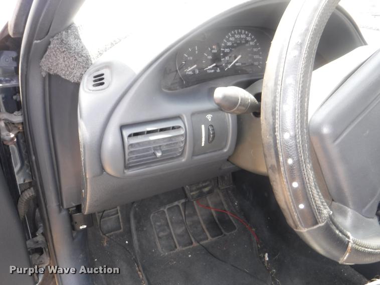 image for item K5976 2000 Chevrolet Cavalier