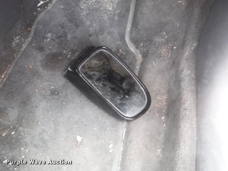 image for item K5976 2000 Chevrolet Cavalier