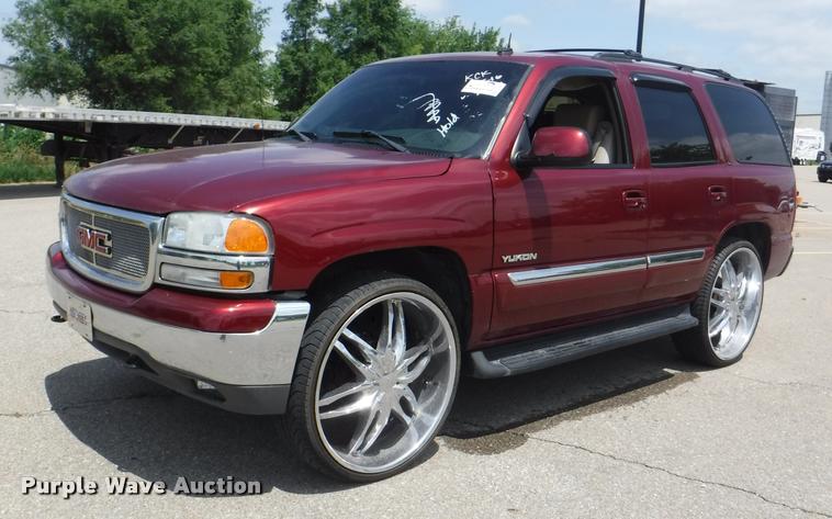image for item K5983 2003 GMC Yukon SUV