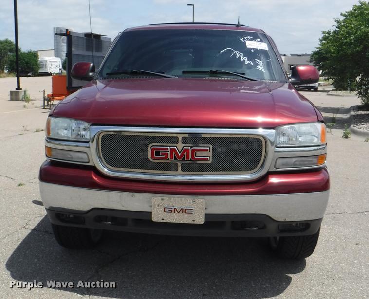 image for item K5983 2003 GMC Yukon SUV