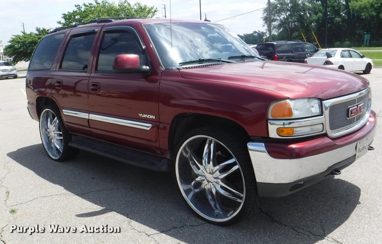 image for item K5983 2003 GMC Yukon SUV