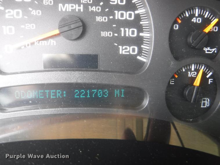 image for item K5983 2003 GMC Yukon SUV