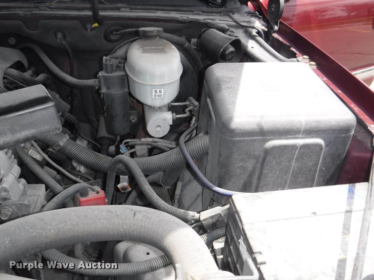 image for item K5983 2003 GMC Yukon SUV