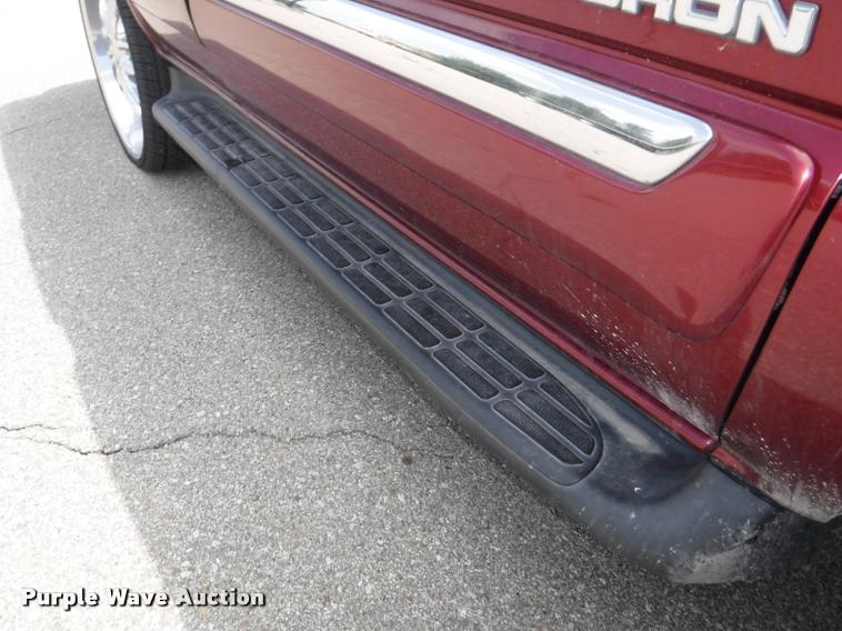 image for item K5983 2003 GMC Yukon SUV