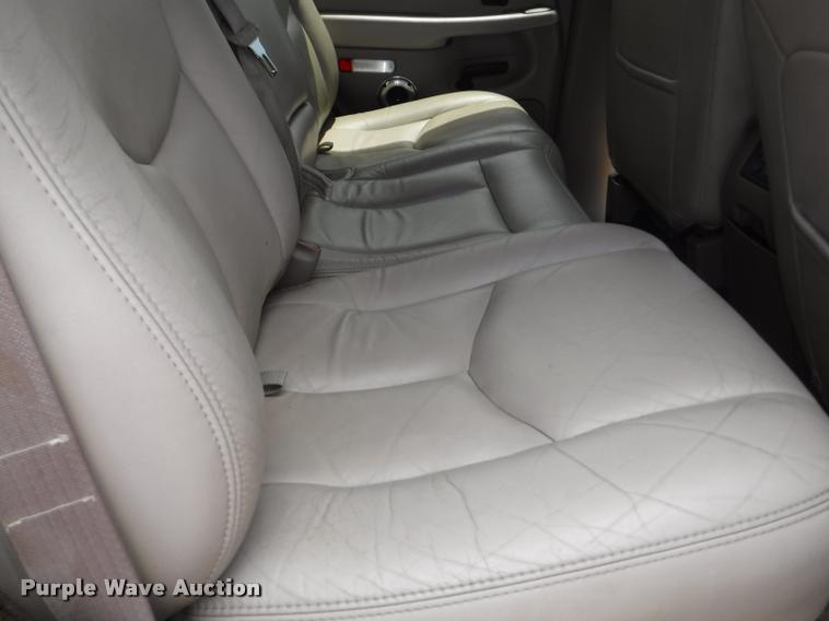 image for item K5983 2003 GMC Yukon SUV