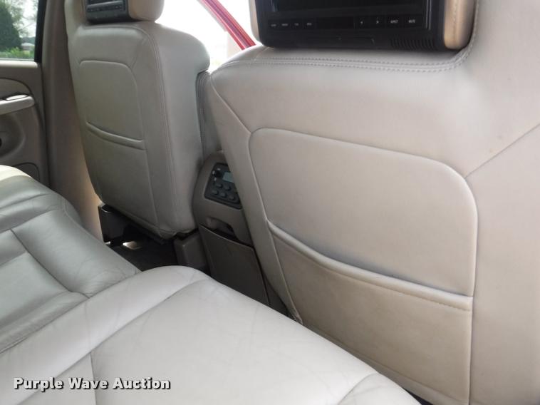 image for item K5983 2003 GMC Yukon SUV