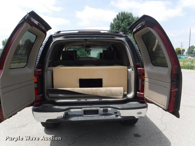 image for item K5983 2003 GMC Yukon SUV