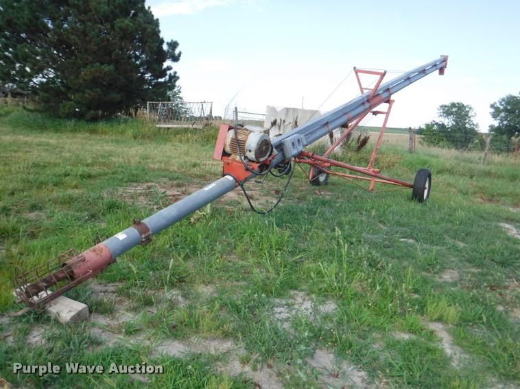 image for item CA9746 Luffland 642 grain auger