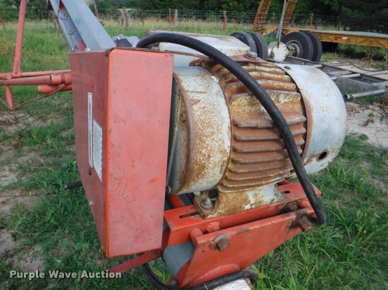 image for item CA9746 Luffland 642 grain auger