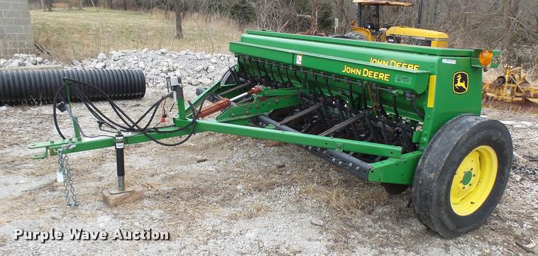 image for item CC9103 John Deere 450 seeder