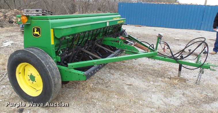 image for item CC9103 John Deere 450 seeder