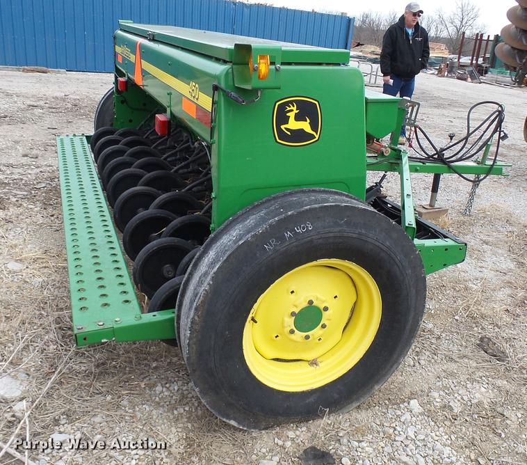 image for item CC9103 John Deere 450 seeder