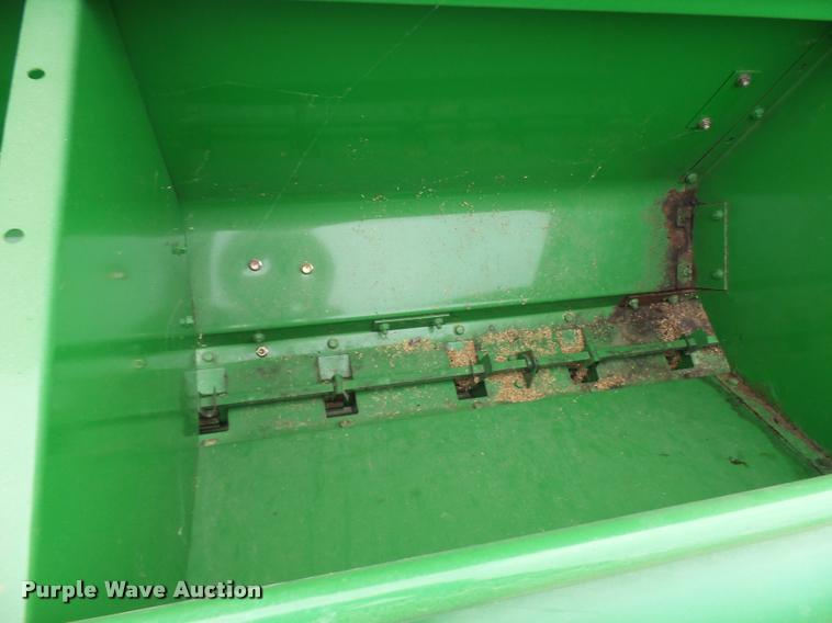 image for item CC9103 John Deere 450 seeder