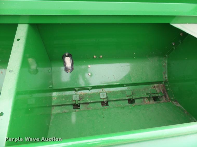 image for item CC9103 John Deere 450 seeder