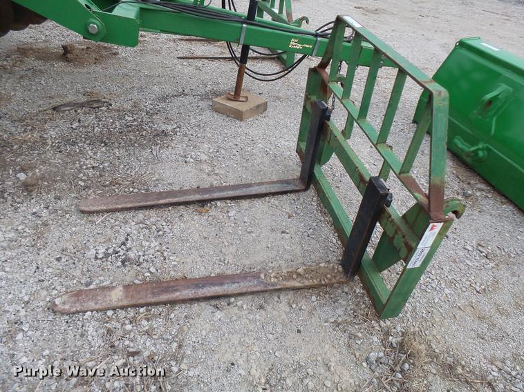 image for item CC9106 John Deere pallet forks