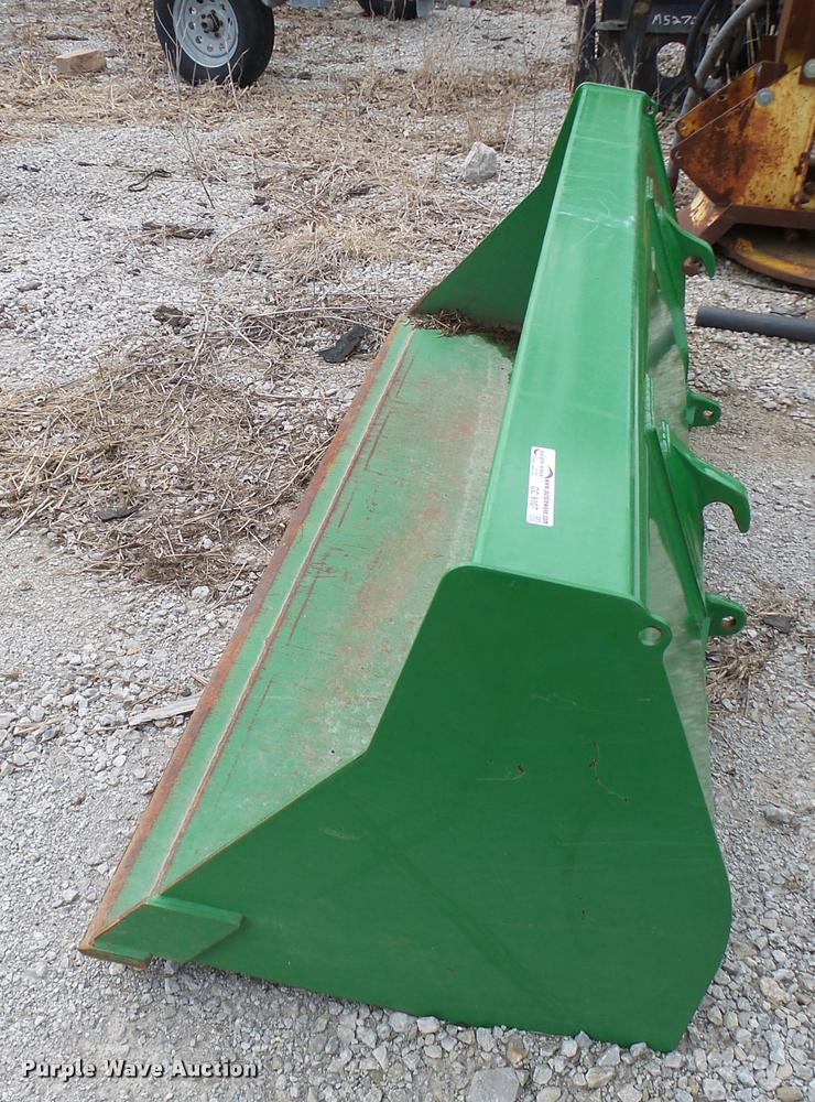 image for item CC9107 John Deere bucket