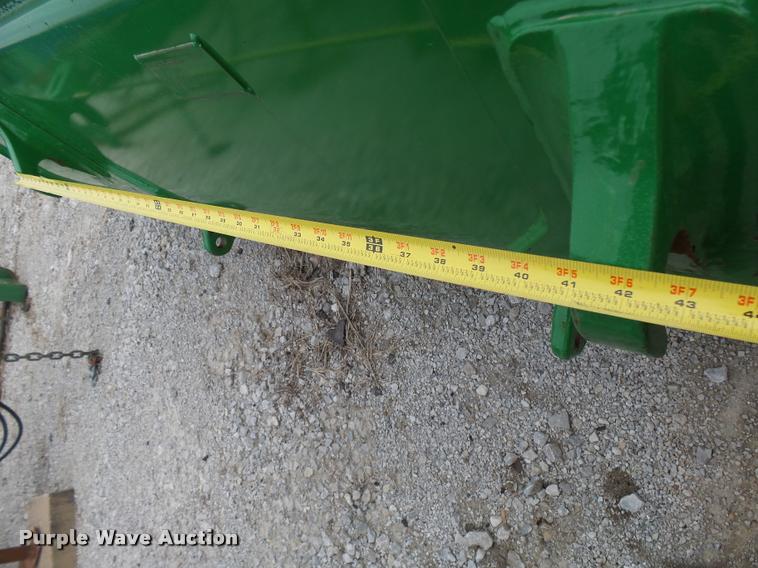 image for item CC9107 John Deere bucket