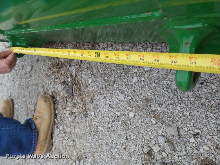 image for item CC9107 John Deere bucket