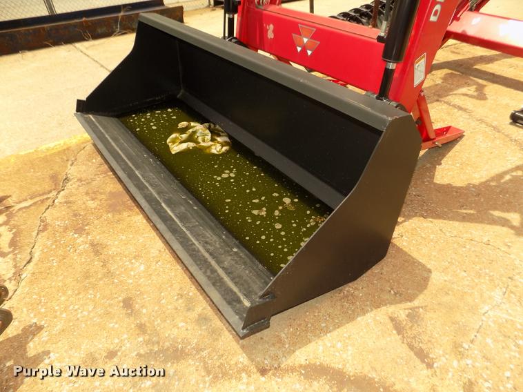 image for item DA0728 2014 Massey-Ferguson DL260MSL loader