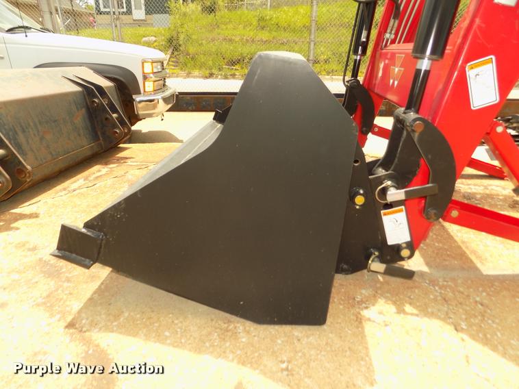 image for item DA0728 2014 Massey-Ferguson DL260MSL loader