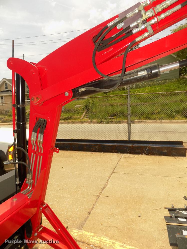 image for item DA0728 2014 Massey-Ferguson DL260MSL loader