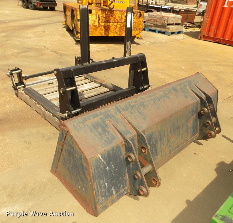 image for item DA0733 Massey-Ferguson tractor attachments