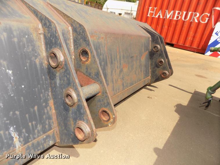 image for item DA0733 Massey-Ferguson tractor attachments