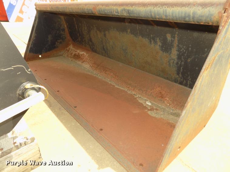 image for item DA0733 Massey-Ferguson tractor attachments