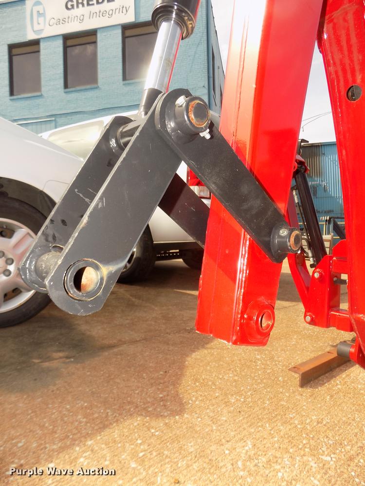 image for item DA0739 2014 Massey-Ferguson CB10 backhoe attachment